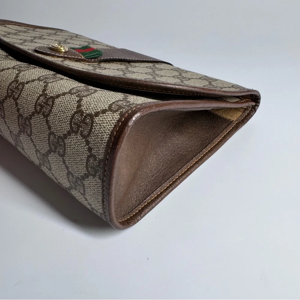 Gucci Supreme GG Monogram  Clutch Crossbody Bag - Picture 13 of 17